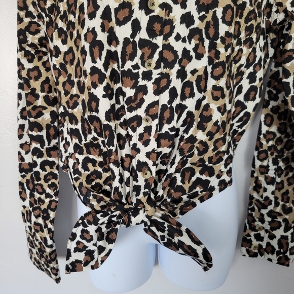 Free People Medium Leopard Love Long Sleeve Shirt Button Up Knot Collared Denim - Picture 3 of 9